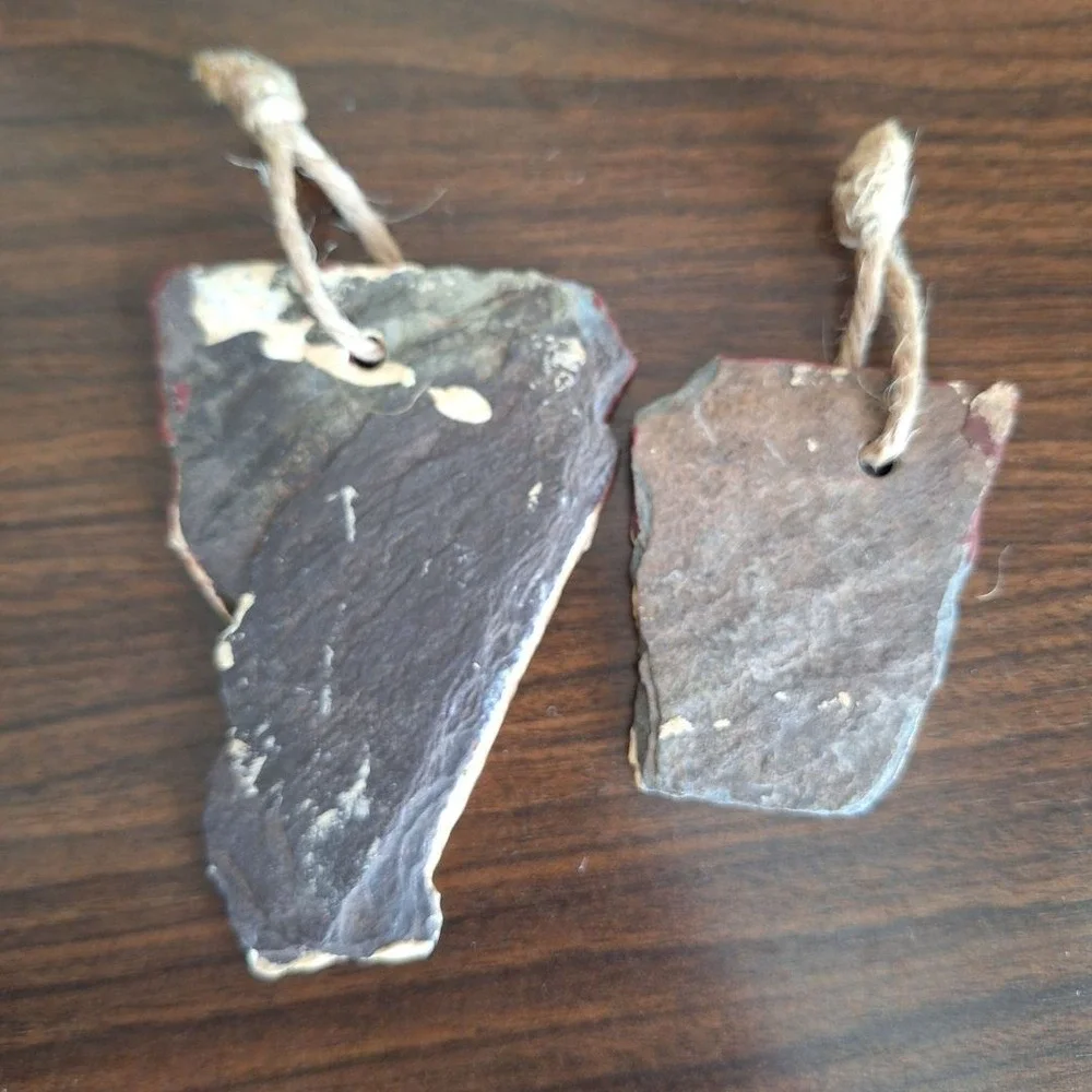 Hand Painted Santa Claus Slate Stone Christmas Ornaments Set of 2‎ Red White